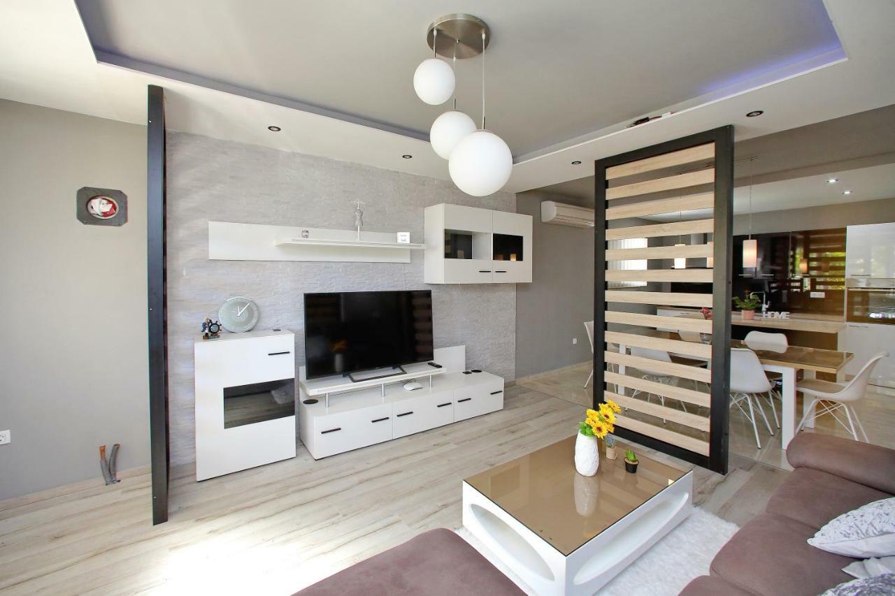 Apartments Sonia Sukošan Exterior foto